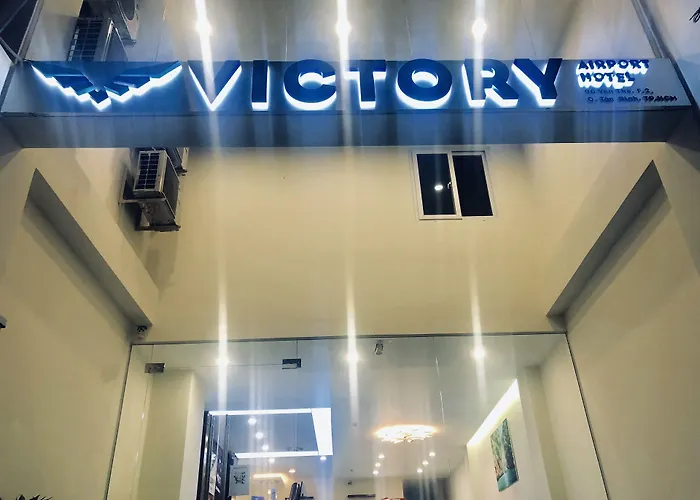 Hotels with tennis Victory Airport